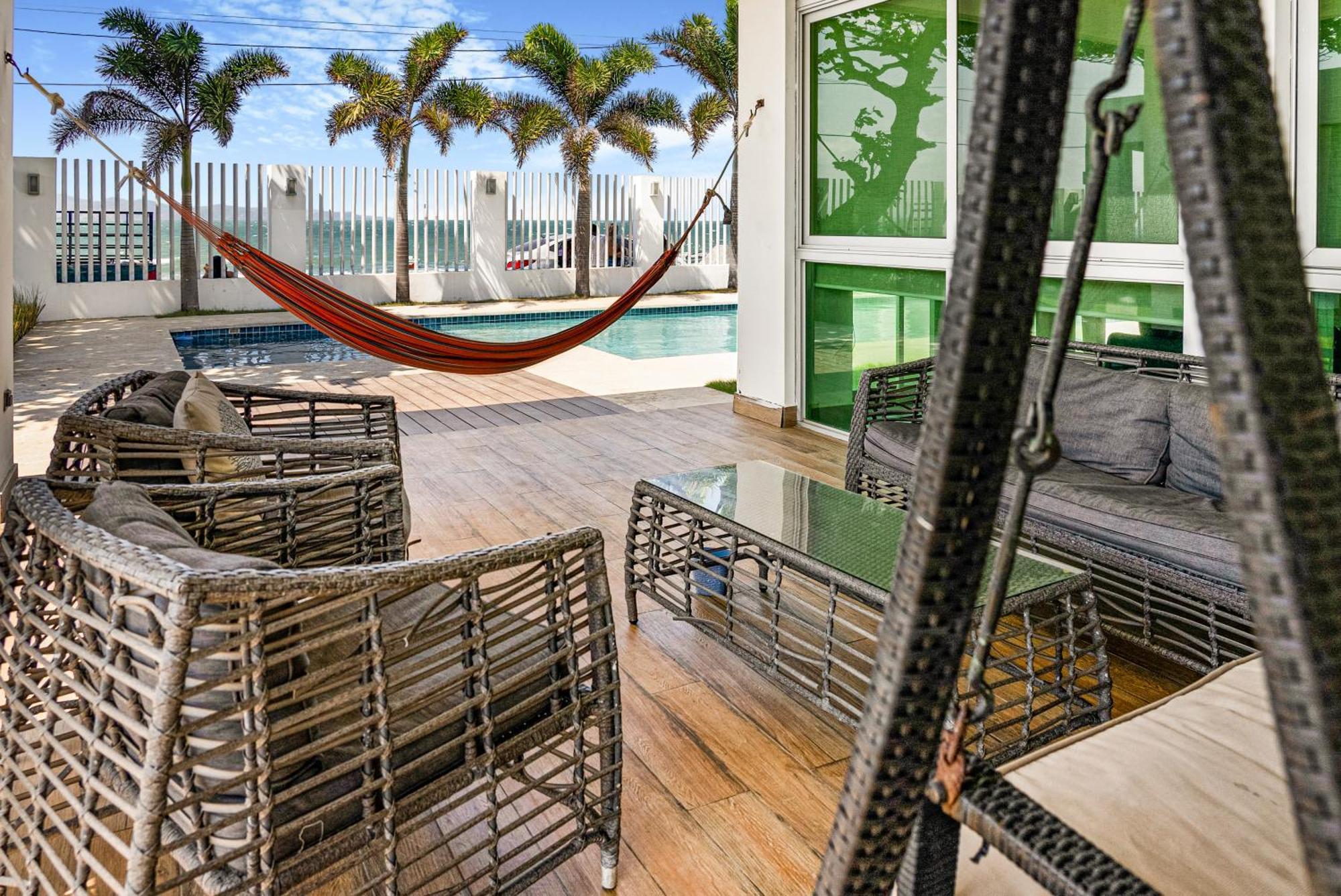 Ocean Souls Beach House ปุนตาชาเม ภายนอก รูปภาพ